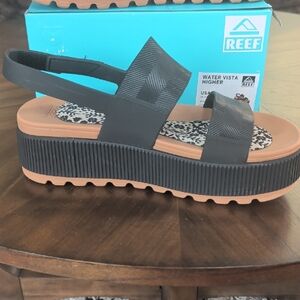 Reef Women's Black and Tan Platform Sandals